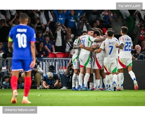 挪威队长厄德高赴国家队报到 膝伤恢复顺利有望复出