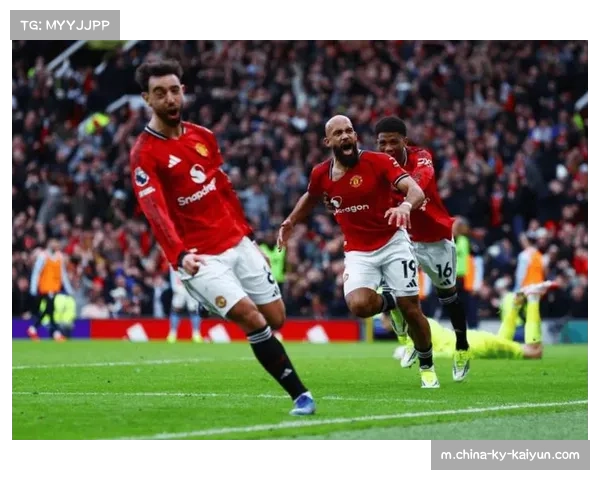 曼联中场控制力与传球成功率提升 卡里克强调攻守平衡