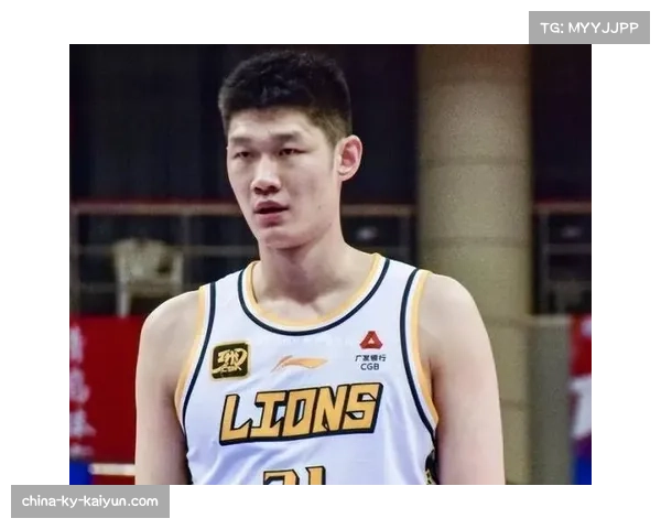 广厦胡金秋高位挡拆质量 掩护后顺下选择影响进攻流畅性